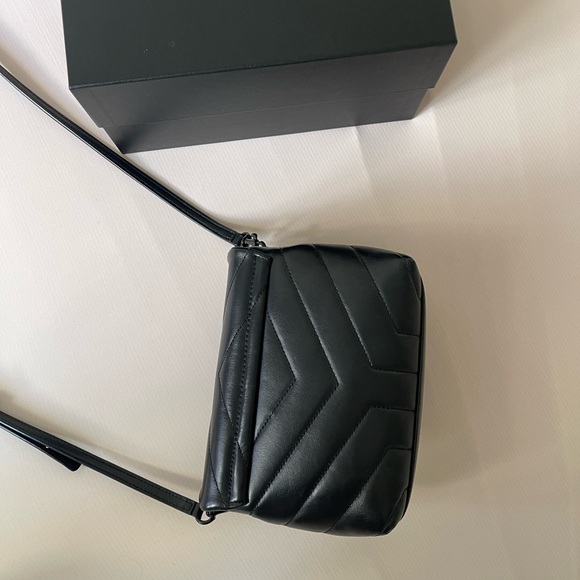 Saint Laurent Toy Loulou In Quilted Leather - Picture 8 of 13